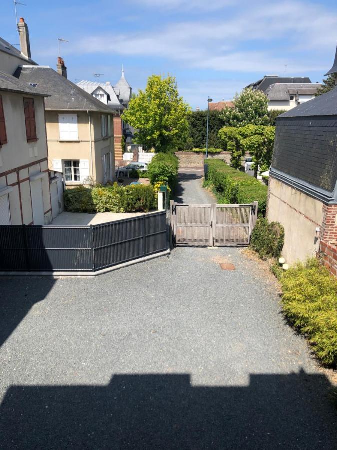 L'Evasion Centre Et Plage Villers-sur-Mer Exteriör bild